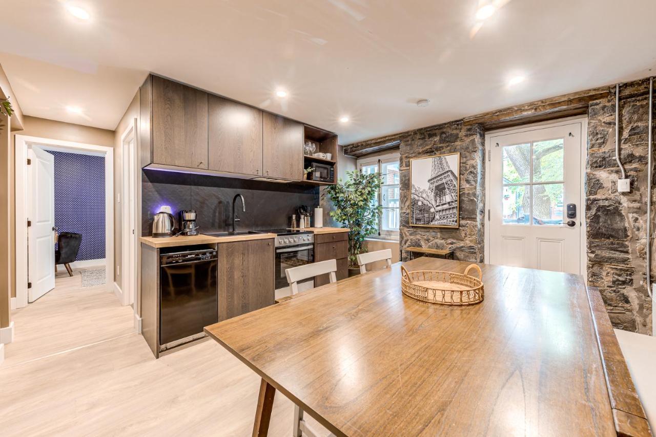 North House - Beautiful Vieux 2 Bedroom Apt ケベックシティ エクステリア 写真