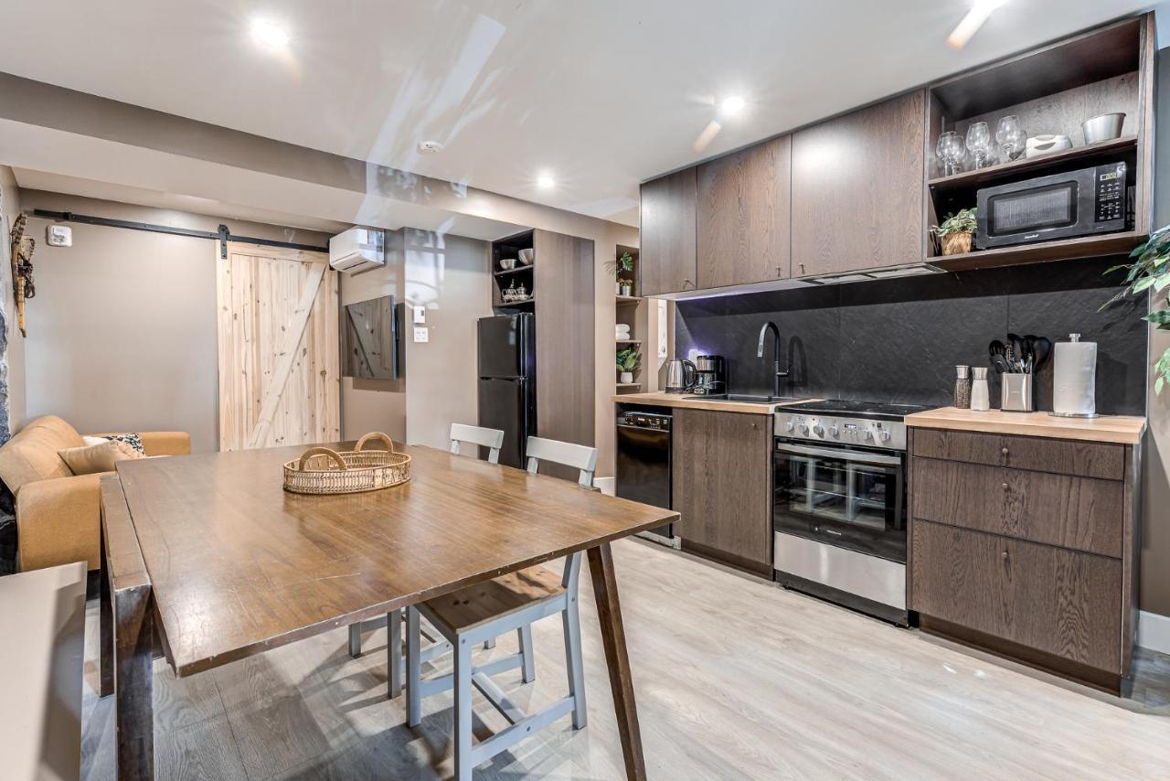 North House - Beautiful Vieux 2 Bedroom Apt ケベックシティ エクステリア 写真